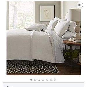 Ellen Degeneres White Duvet cover king